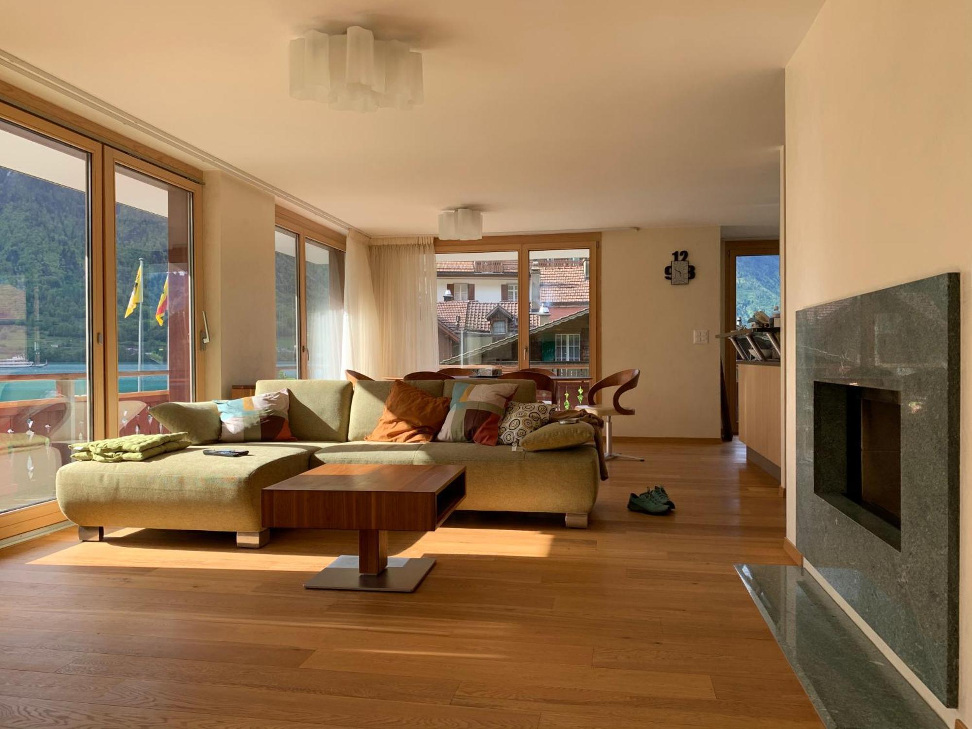 Seehaus / lake view apartment Iseltwald Exterior foto